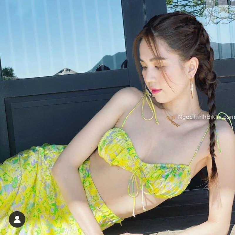 Khuôn mặt ngây thơ của nữ hoàng nội y
