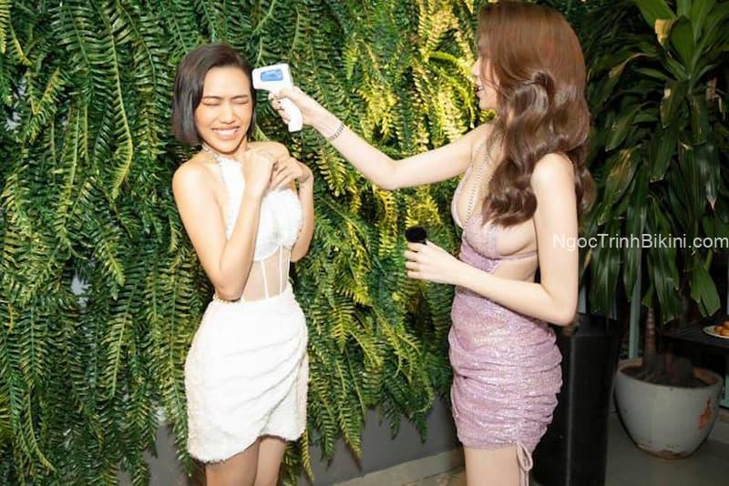Ngọc Trinh Diệu Nhi lộ hàng