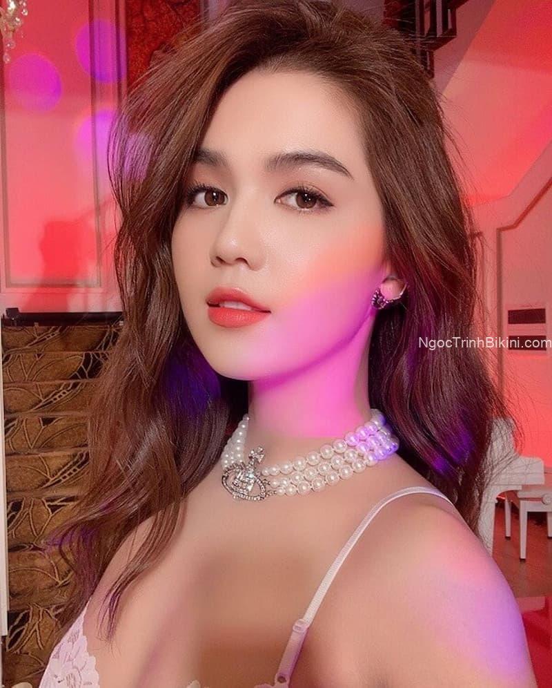 Khuôn mặt cực xinh của người mẫu