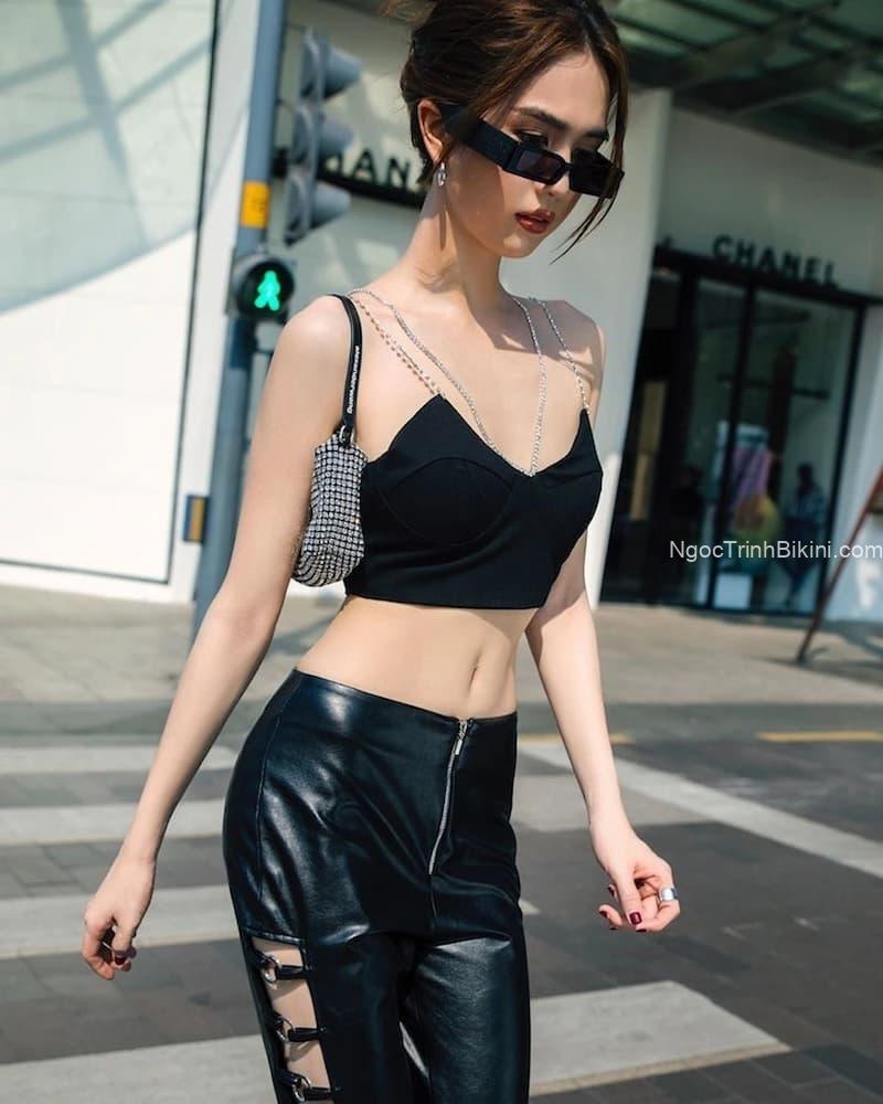 Vòng eo quyến rũ và nóng bỏng