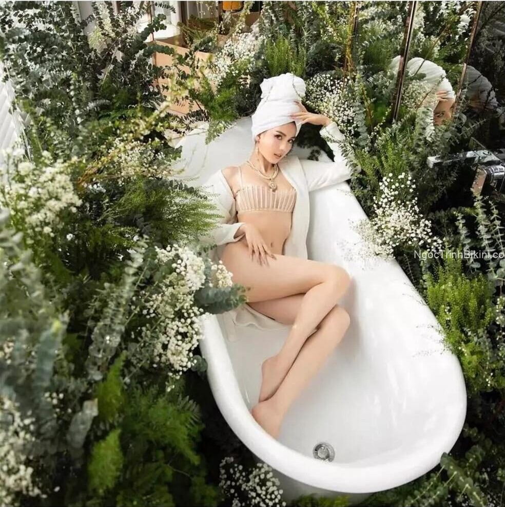 Em "ra rồi", anh xuất tinh chưa?