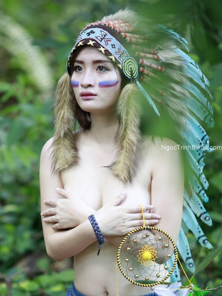 Anh hãy lắng nghe nhịp đập trái tim em đi