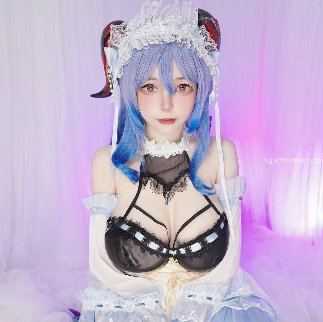 Bộ hình sex khỏa thân gái xinh cosplay có cặp ngực khủng
