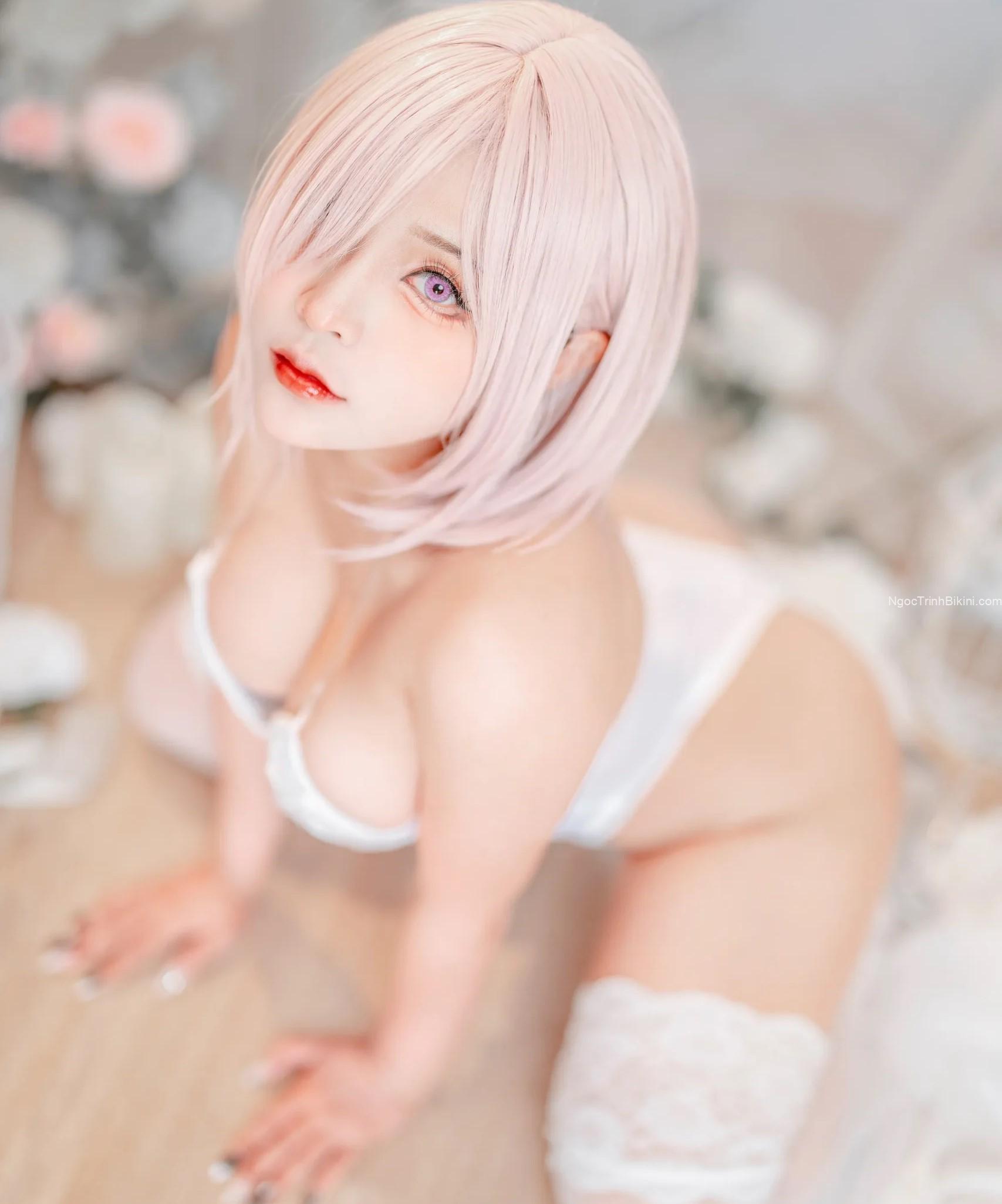 Bộ ảnh sex gái xinh với thân hình nuột nà