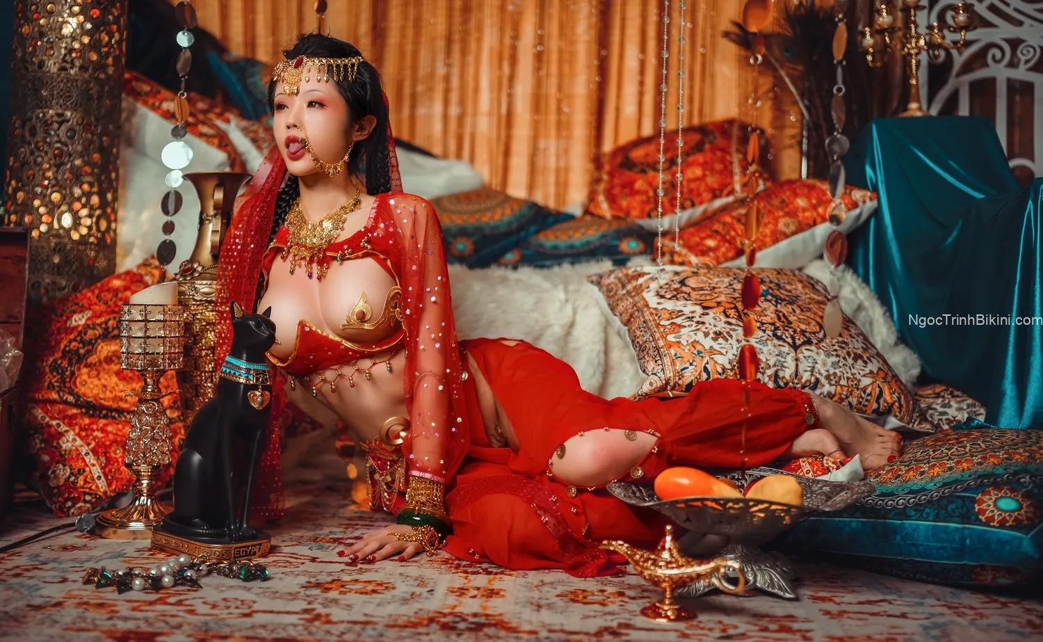 Em sẽ cho anh thấy những trái đào chín mọng mùa xuân 