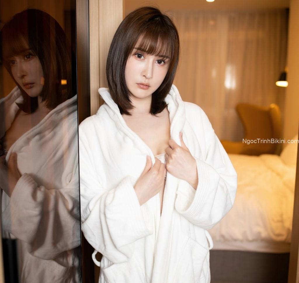 Tuyển tập ảnh nude gái xinh nhìn là nứng