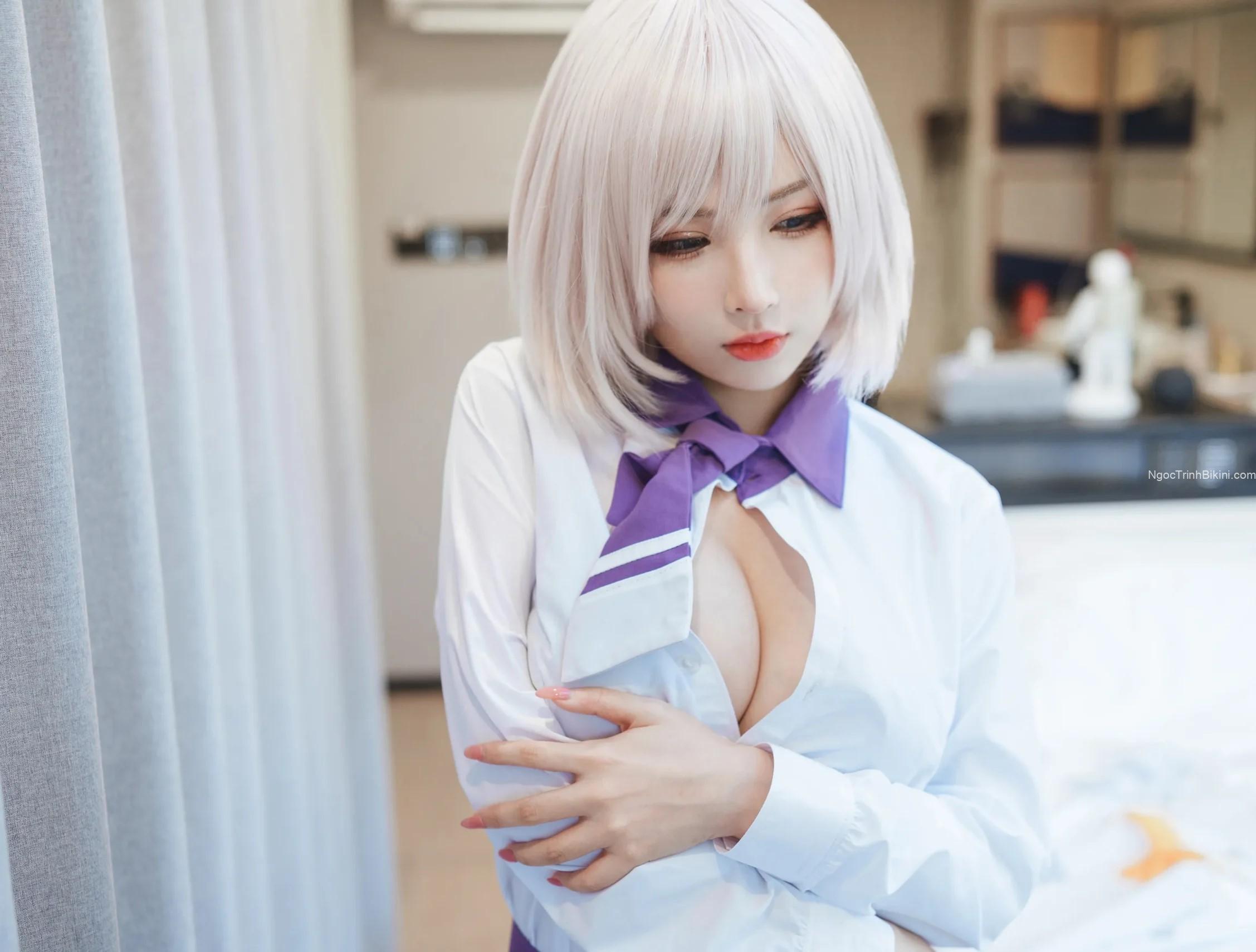 Chúng mình là gì của nhau anh nhỉ?