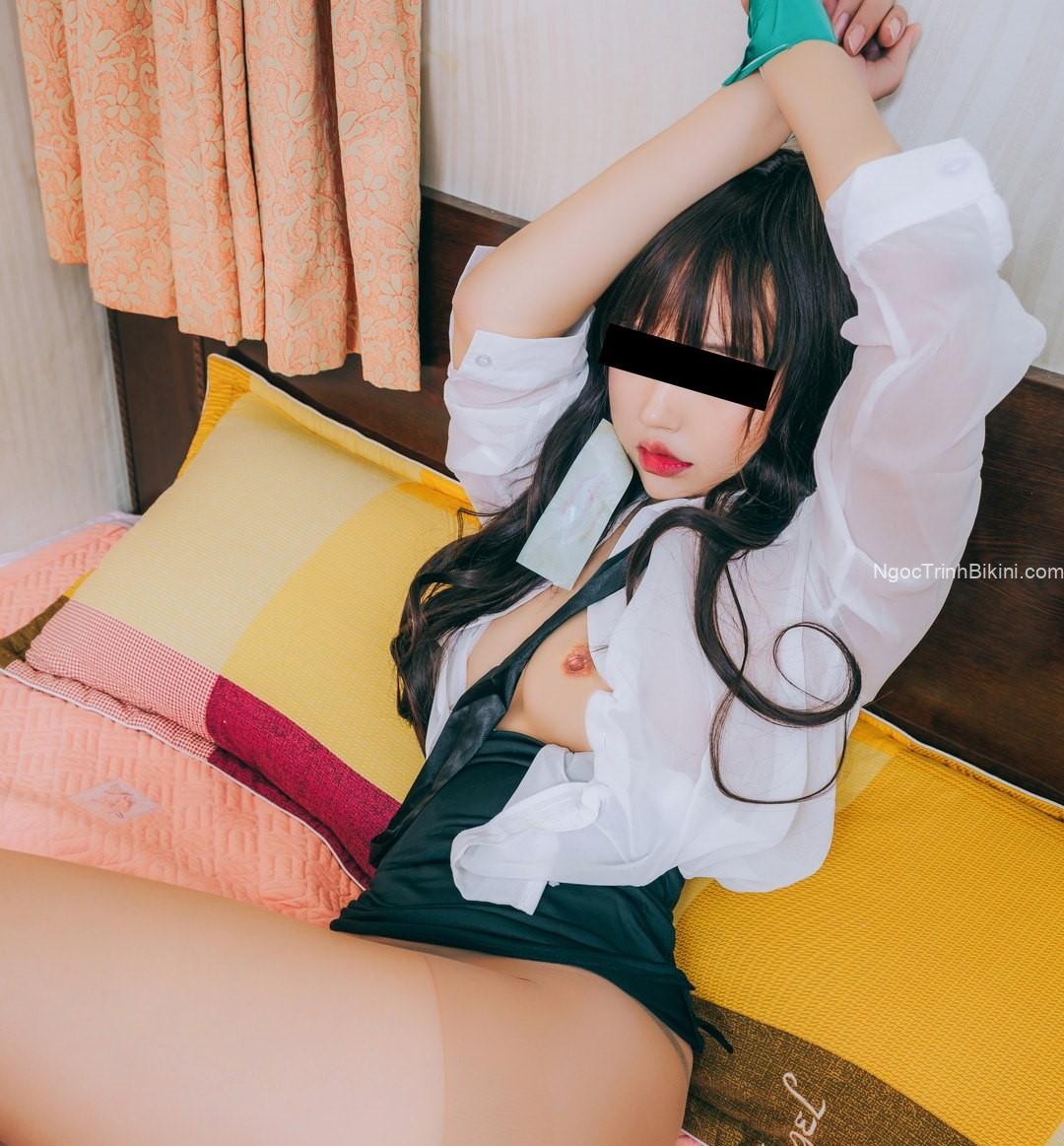 Anh sẽ đụ em với tư thế trói này ư?