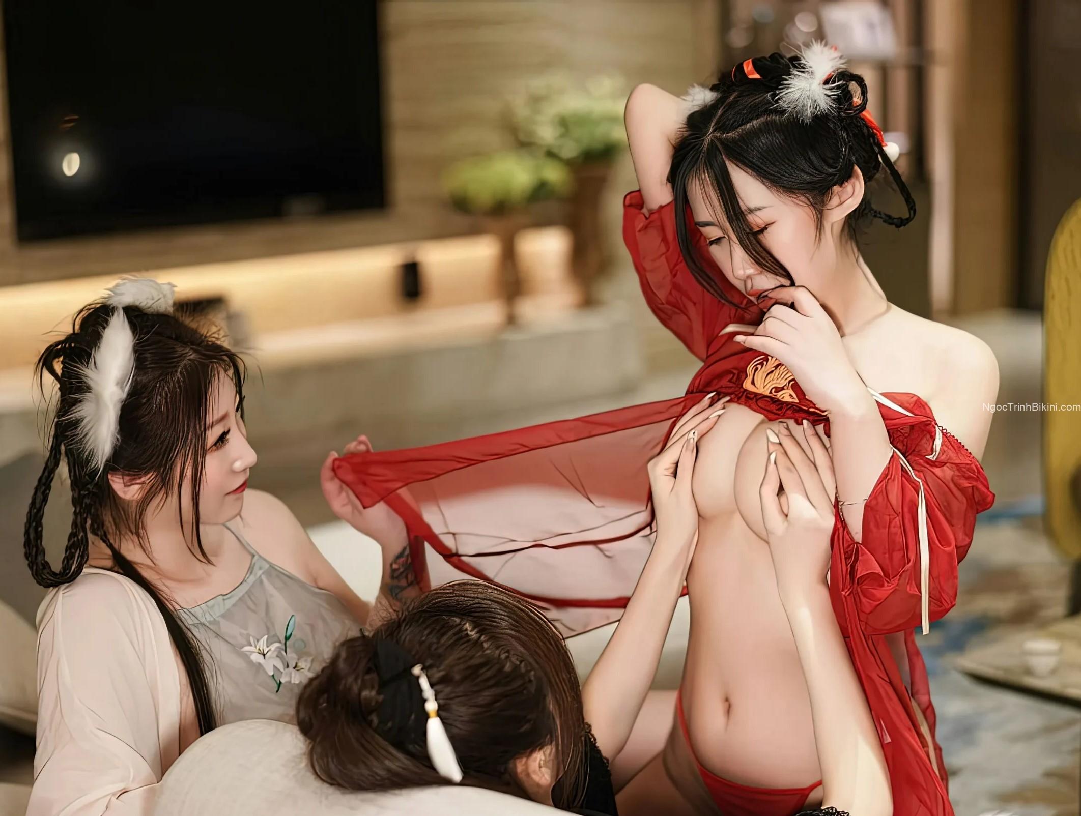 Cậu hãy vê đầu ti của mình thật nhẹ nhàng nào